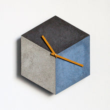 Betonuhr "Cubeclock"