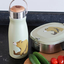 Thermosflasche "Brown Bear" mit Lunchbox und Tomaten