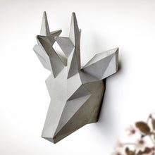 Jagdtrophäe aus Beton