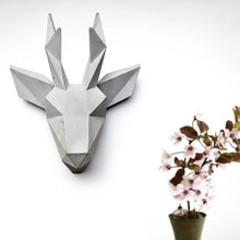 Jagdtrophäe aus Beton